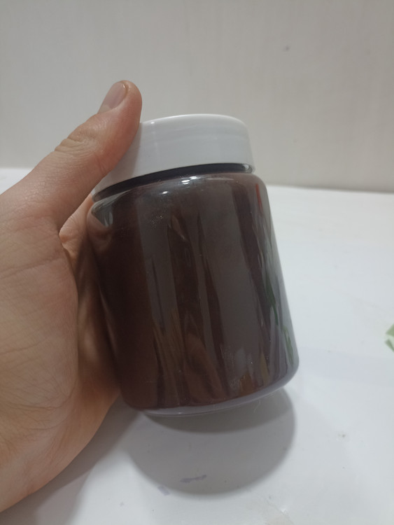 رنگ اکریلیک قهوهای